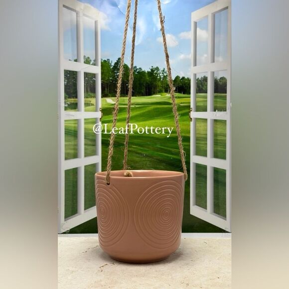 Spiral Tan Ceramic Hanging Planter with 25” Jute string - Picture 1 of 9